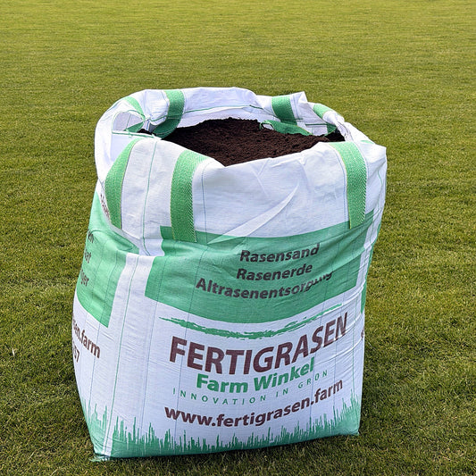 Rasenerde gesiebt im Big Bag von Fertigrasen Farm Winkel